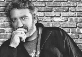 Fred Blondin distille ses sonorités musclées depuis plus de 30 ans. DR