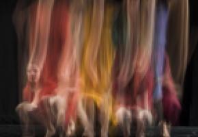 Entre renaissance et effondrement, le spectacle bouscule le public. GRéGORY BATARDON