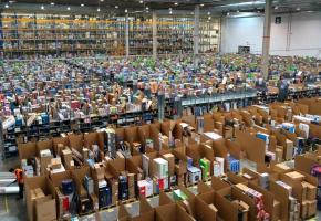L’ouverture de l’antenne suisse d’Amazon va redistribuer les cartes du commerce genevois. DR