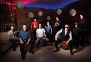 Les rythmes sensuels et planants sont la marque de fabrique du groupe. DR