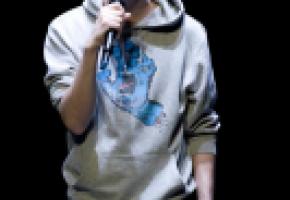 La pièce cherche à bâtir des ponts entre culture locale et internationale. DR