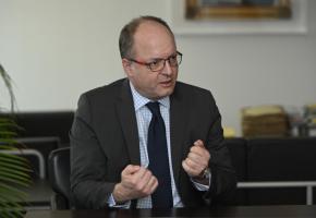 Olivier Jornot: «La loi fixe des limites aux courses-poursuites pour protéger les tiers.» CHRISTIAN BONZON