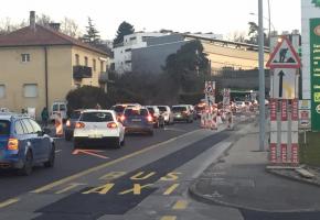Patience, patience! Une vertu nécessaire pour l’automobiliste genevois. GIM