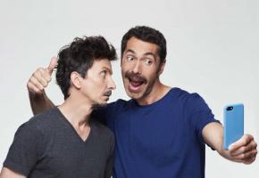 Après quatre spectacles en solo, les deux compères montent enfin ensemble sur scène. DR