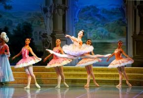 Un ballet majeur mêlant le bien et le mal. MIKHAIL LOGVINOV