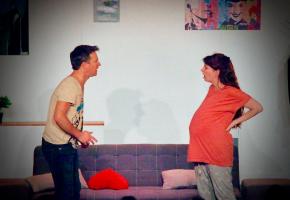 Pas facile la vie de couple quand on va être parents! DR