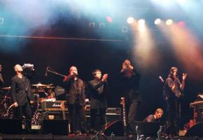 Archive, c’est un quart de siècle de puissance sonore et d’envolées rock. DR