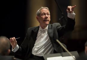 Le concert au Bâtiment des forces motrices sera dirigé par Arie van Beek, directeur artistique et musical de l’Orchestre de chambre de Genève. GREGORY BATARDON