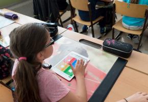 L’école genevoise fait-elle fausse route en matière d’enseignement du numérique?  Une chose est sûre, les critiques se multiplient. DR