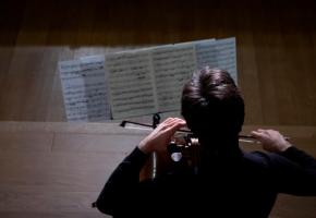 Le Temple de Carouge célèbre l’automne. OLIVIER MICHE