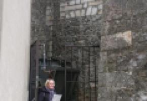 Evelyne Broillet-Ramjoué, du Service cantonal d’archéologie, livre les secrets de ce vestige patrimonial.  MARIE PRIEUR