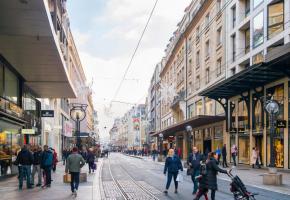 Les petits commerces devront encore faire preuve de résilience pour survivre. 123RF/ PISUT VEERAHONG