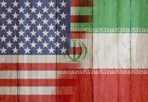 Dans la crise entre les Etats-Unis et l’Iran, Genève peut servir de lieu de dialogue. 123RF/KAREN ROACH
