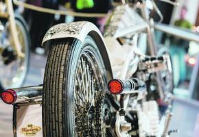 Des belles bécanes, des accessoires… toutes les nouveautés seront dévoilées durant quatre jours. DR