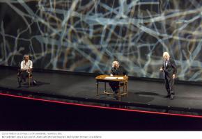 Le philosophe Bernard-Henri Lévy, le comédien Alain Carré et l’ancien bâtonnier Me Marc Bonnant sur la scène du Grand Théâtre. Y. DURUKAN/DR 