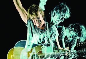 En s’appuyant sur des effets spéciaux, Jean-Louis Aubert reste dans l’air du temps. DR