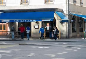 Situé à l’angle de la rue de Carouge et de la rue Dizerens, Le Colibri a rouvert le 11 mai.  STéPHANE CHOLLET