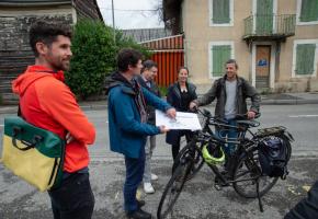 Les chefs de projets et urbanistes imaginent les aménagements du futur prolongement. 