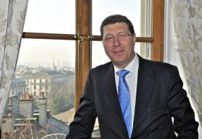 Mauro Poggia: «Chaque jour, je reçois  trois ou quatre annonces  de licenciements collectifs.» DRK