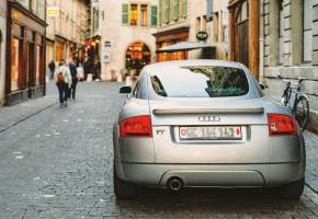 A Genève, il est courant d’observer des voitures de résidents immatriculées en Valais. 