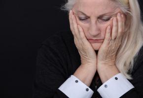 Comment notre pays peut-il être devenu celui de l’oubli des anciens? 123RF/AUREMAR