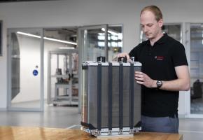 La fabrication de piles à combustible n’est plus un obstacle. PHOTOS DR