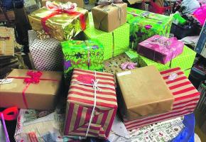 Les cadeaux seront distribués aux familles le samedi 19 décembre. DR