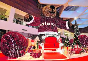 A Balexert, vos enfants peuvent traquer un ourson farceur et envoyer des lettres au Père Noël. Dans un décor de rêve. Festif et familial. DR