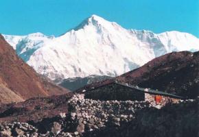 Le Cho Oyou, le géant himalayen où Olivier Racine a sauvé une vie. Le Cho Oyou, le géant himalayen où Olivier Racine a sauvé une vie.