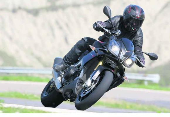 APRILIA TUONO V4 R APRC 