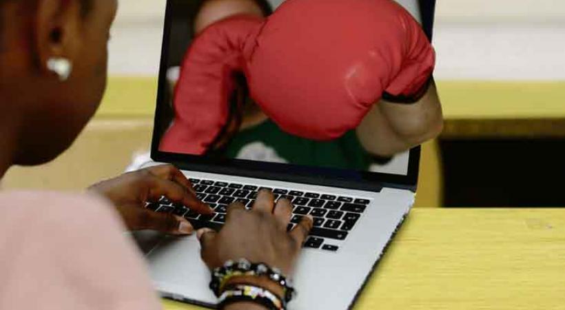 La cyberviolence et le harcèlement sont pris très au sérieux par le Département de l'instruction publique. 