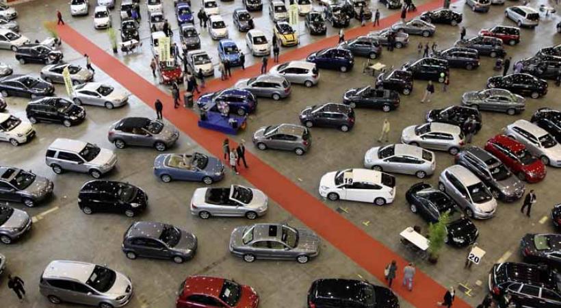 Les visiteurs pourront faire leur choix parmi plus de 700 véhicules exposés. DR