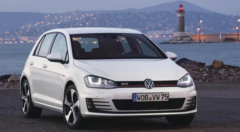 VW GOLF GTI KIT SPORT • Son ancêtre avait bousculé les codes des compactes. L’âge lui a donné de la sagesse.