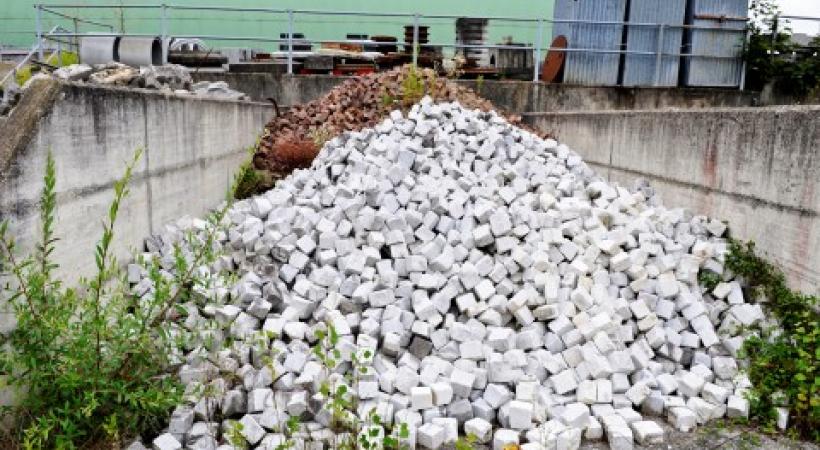 Les réserves de pavés de la Ville de Genève. David Rosembaum-Katzman