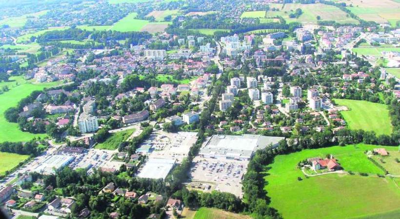 Selon le maire de Ferney, il y aurait 500 resquilleurs dans sa commune.