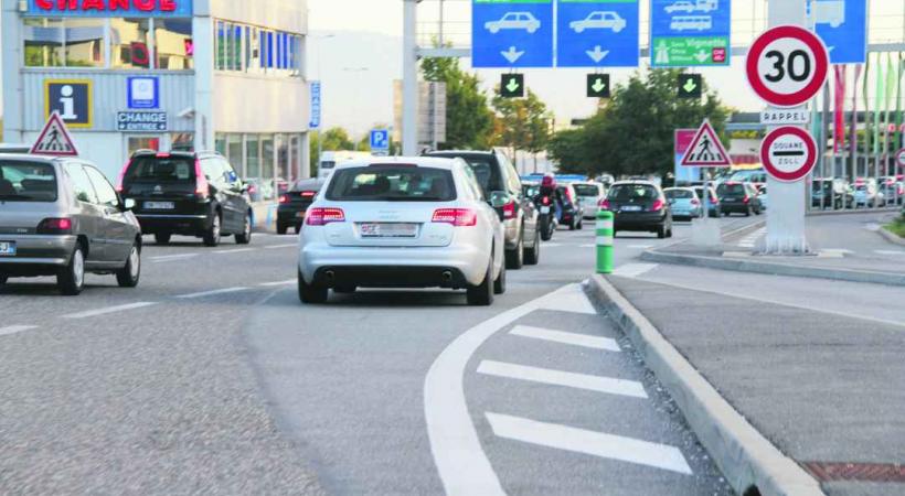 De nombreux Genevois habitent en France voisine sans être déclarés. 