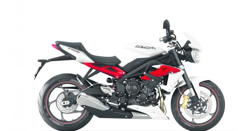 TRIUMPH STREET TRIPLE - La chasse au poids