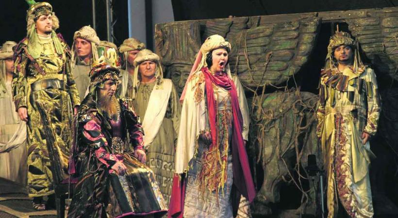 Une occasion unique de joindre sa voix à un opéra célèbre. 