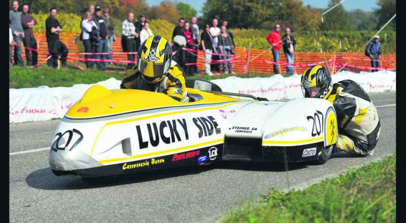 Le duo Mulheim-Rossinger sur leur side-car, en 2011. 