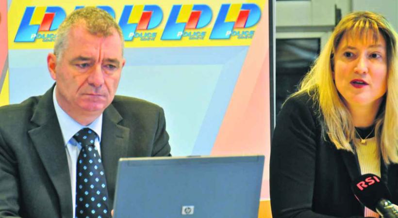 Monica Bonfanti, cheffe de la police, et Christian Cudré-Mauroux, chef des opérations.