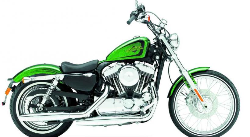 HARLEY DAVIDSON SPORTSTER SEVENTY TWO 