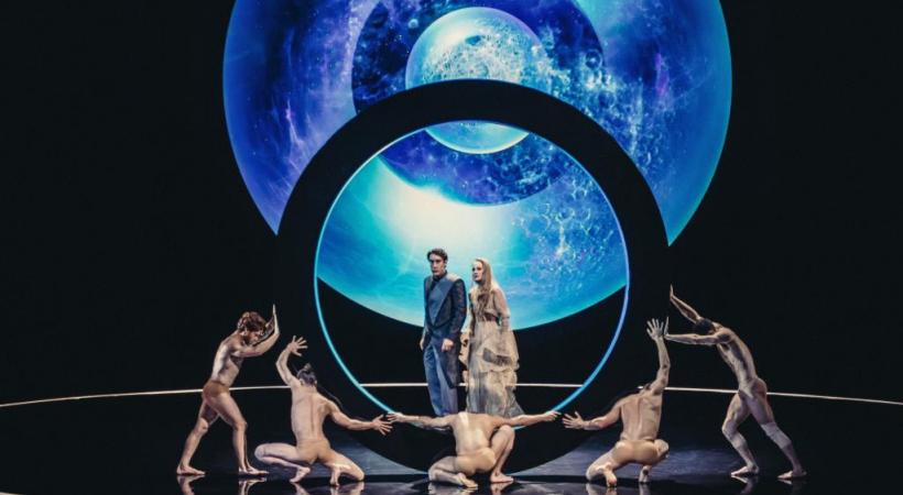 L’œuvre sera aussi disponible sur la plate-forme de streaming OperaVision et les divers canaux en ligne de la RTS. RAHI REZVANI