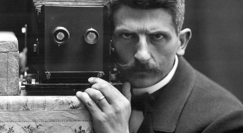 Cet autoportrait de Fred Boissonnas a été réalisé  pour l’Exposition universelle de Paris en 1900. BIBLIOTHèQUE DE GENèVE