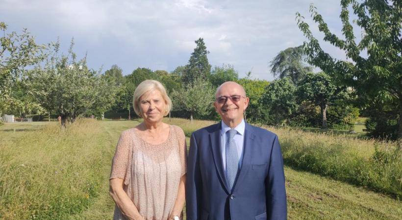 Floriane Ermacora, présidente de la commission administrative de la Maison de retraite  du Petit-Saconnex, et Philippe Cassegrain, directeur général de la MRPS. MP