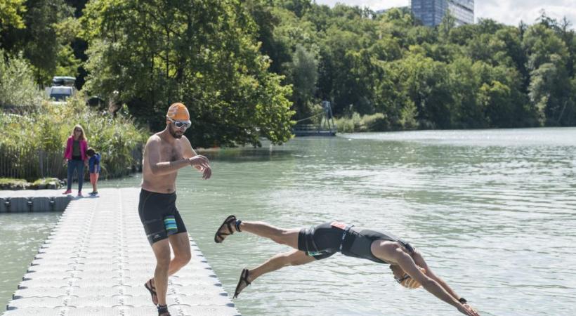 Après deux éditions annulées, les participants se jetteront à nouveau dans le Rhône, ce dimanche 29 août. VERNIER.CH