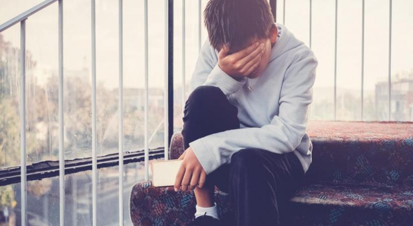 Les enfants et adolescents victimes de cyber-harcèlement souffrent de de troubles anxieux  et de dépression, pouvant parfois mener au suicide. 123RF