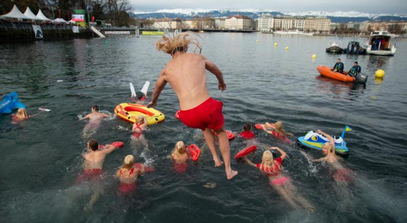 La température du lac oscillant entre 5 et 10 degrés ne découragera pas les participants. 