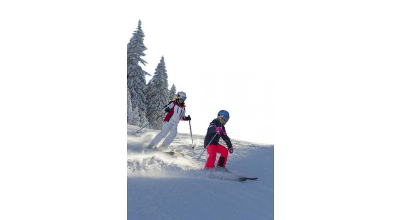 A Jura sur Léman, toute la famille profite des joies de la glisse. S.GODIN/STATION DES ROUSSES