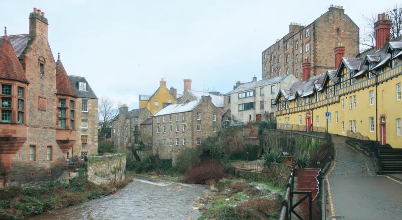 Le charme des façades colorées d’Edimbourg.