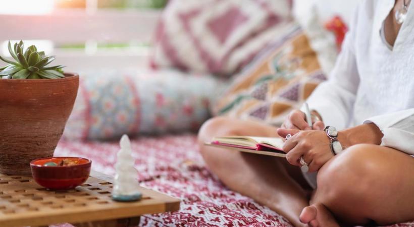 Lors d’une des séances, Maria* a dû mettre sur papier ses blessures  pour mieux les combattre. 